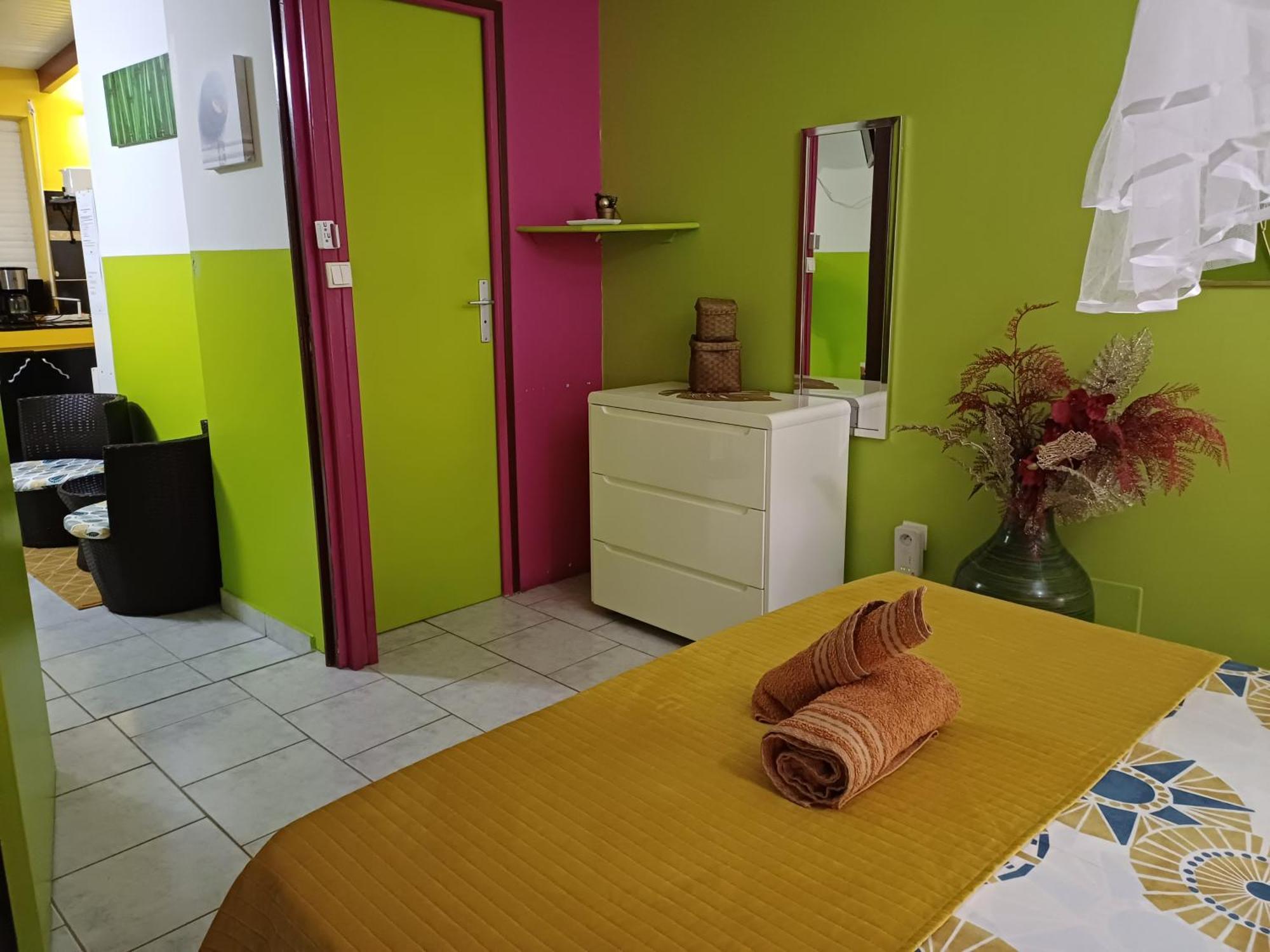 דסהייס Au Sable D'Or - Spa - Wifi- Piscine מראה חיצוני תמונה